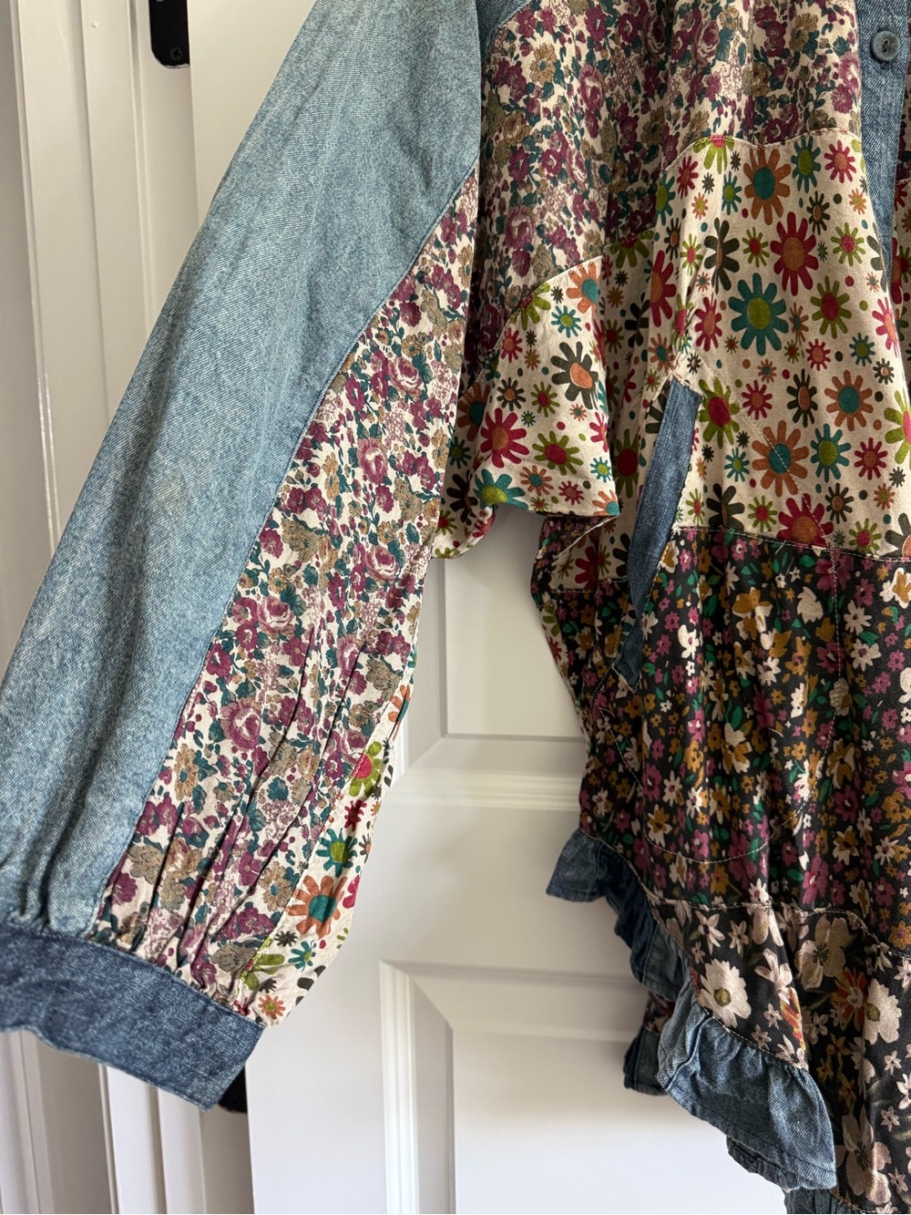 Young Threads Patchwork Boho Top NWT - Picture 4 of 12